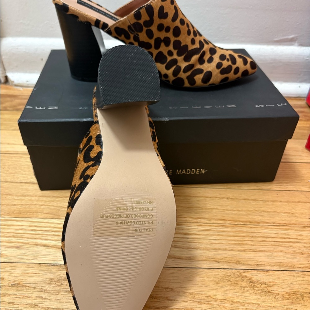 Steve Madden Leopard-Print Slip-On Mules in Brown and Black - Picture 4 of 5